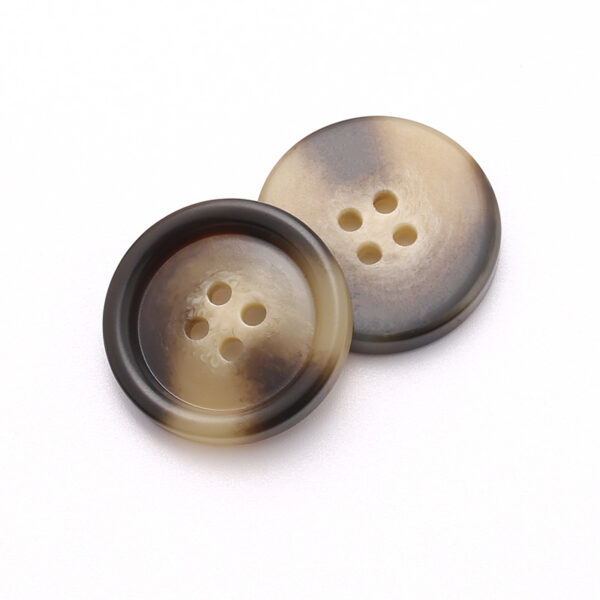 Shell Fine-Edge Shirt Button — Elegant & Natural Apparel Decoration