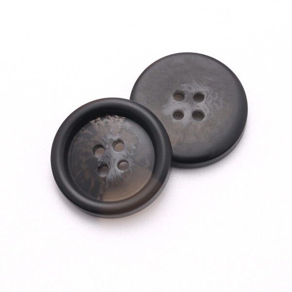 Shell Fine-Edge Shirt Button — Elegant & Natural Apparel Decoration