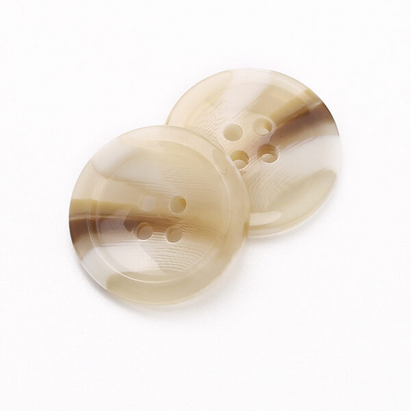 Shell Fine-Edge Shirt Button — Elegant & Natural Apparel Decoration